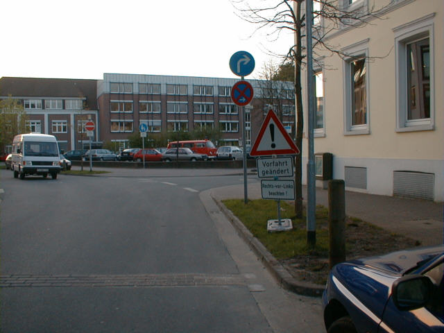 Rosen Ecke Bahnhofstraße