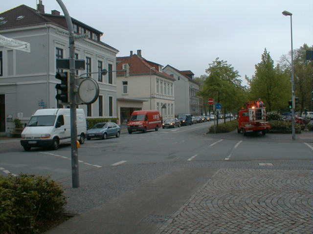 Der Verkehrsversuch: Dauerstau am Theaterwall