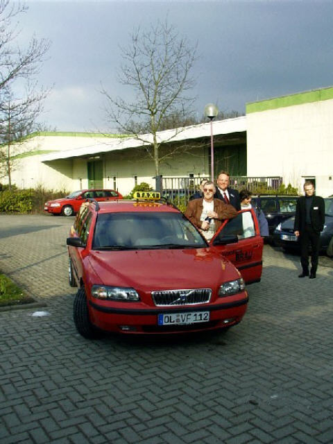 26.02.2004 - Oldenburgs erste bunte Taxe