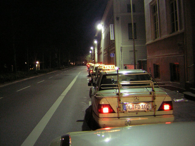 03.04.2004 - Taxistau auf dem Theaterwall