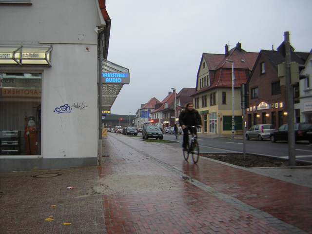 Radfahrer leben nach Umbau der Hauptstraße gefährlich