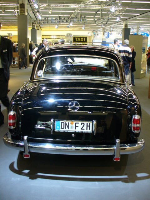 Mercedes W 121 